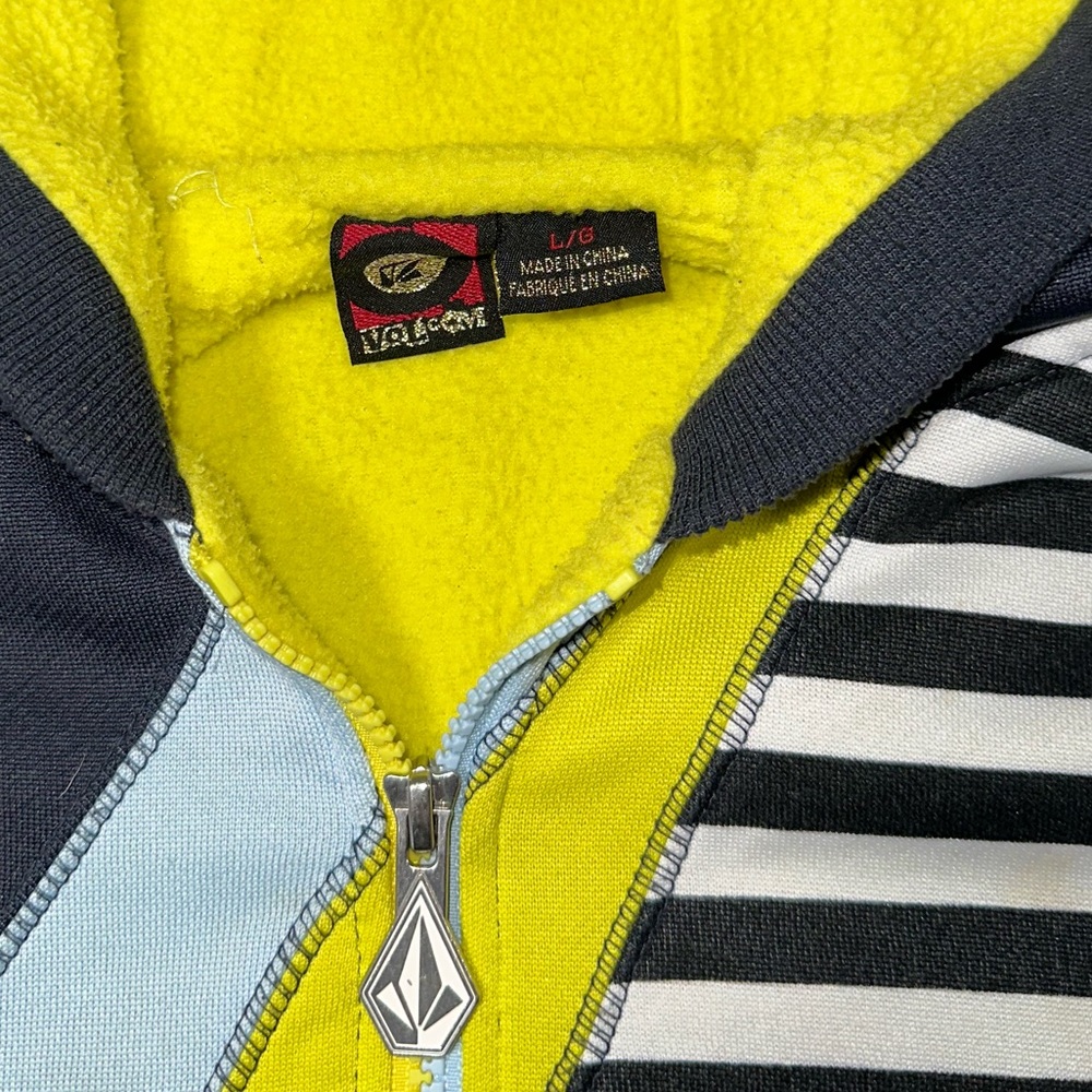 Volcom Vintage Jacket Size Large - image 3